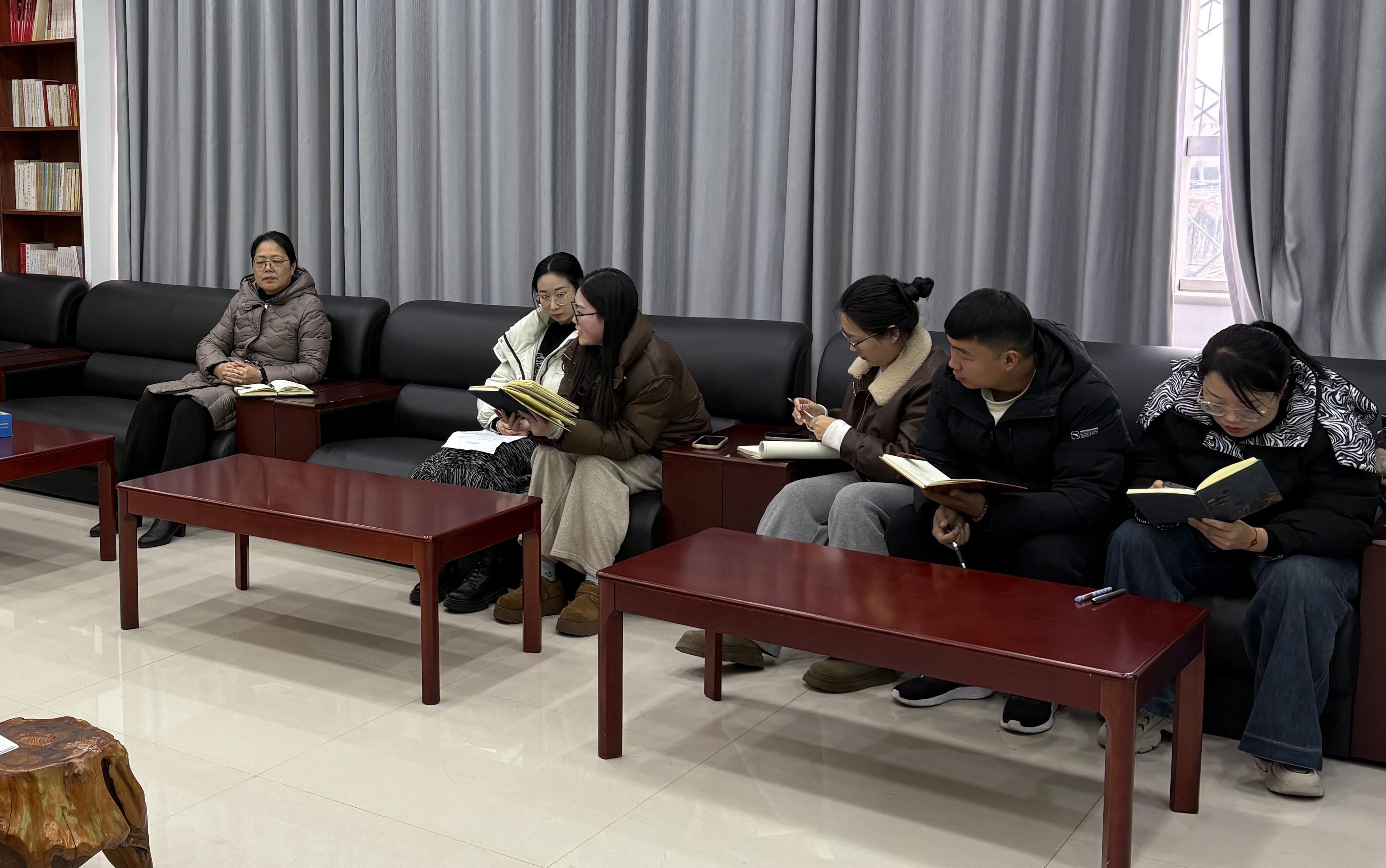 以思促教，以艺润心——我校青年教师开学首思暨文化艺术交流活动启动